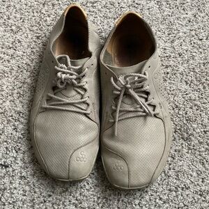 Vivo barefoot men’s shoes. Size 44m EUR. Men’s size 10